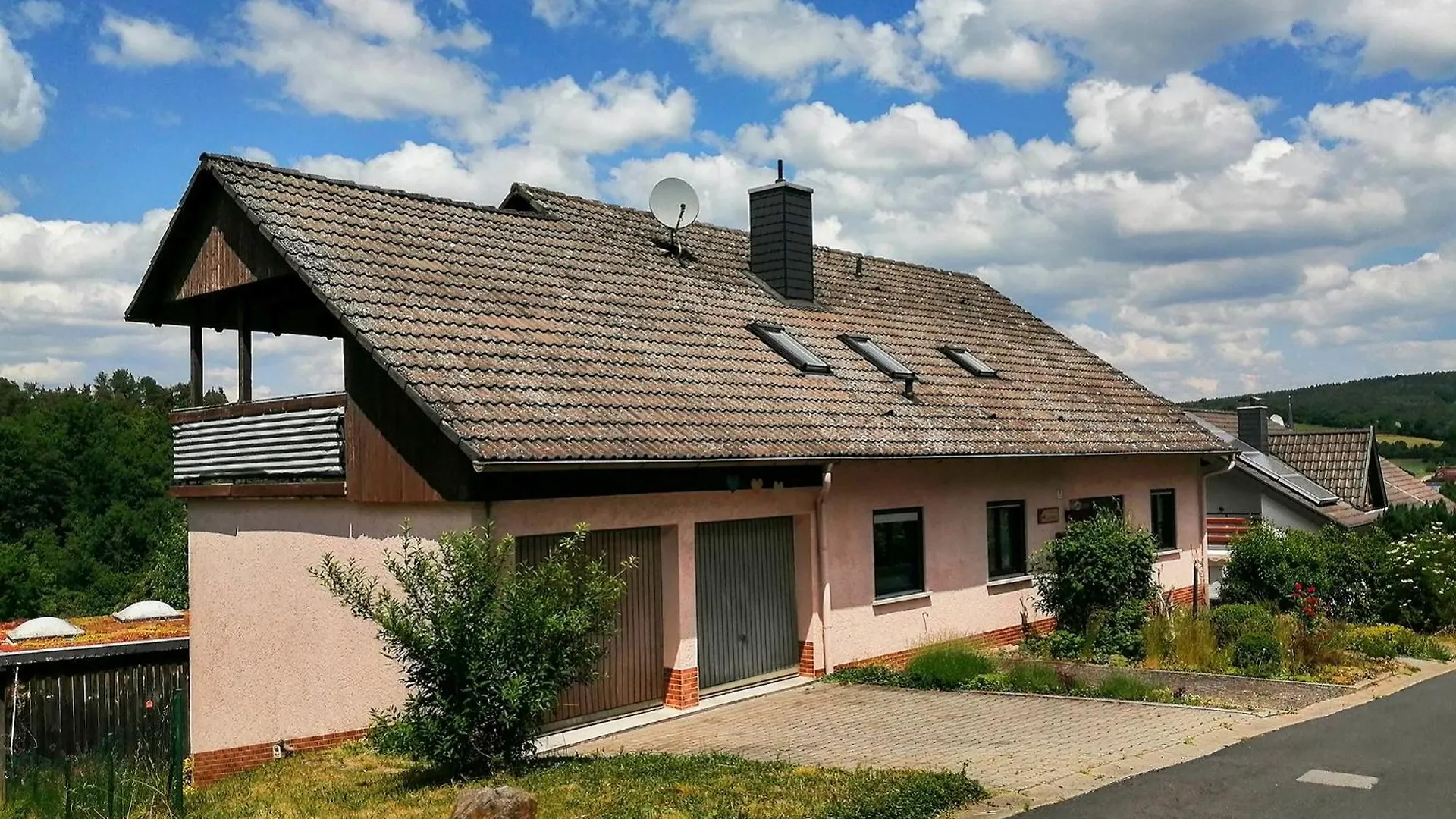 Ferienwohnung Rhoennest Mit Grosser Ueberdachter Terrasse Schonau an der Brend 0*,  Germany