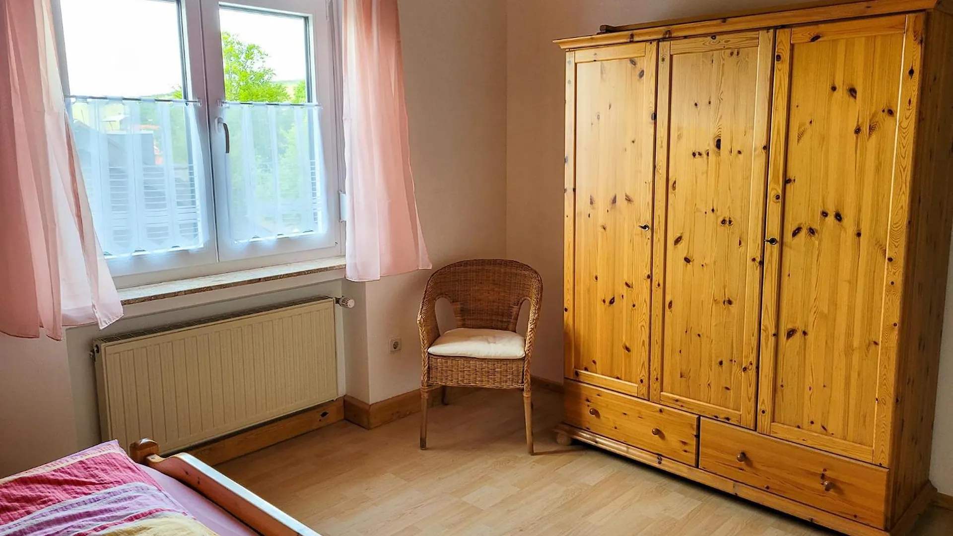 Apartment Ferienwohnung Rhoennest Mit Grosser Ueberdachter Terrasse Schonau an der Brend